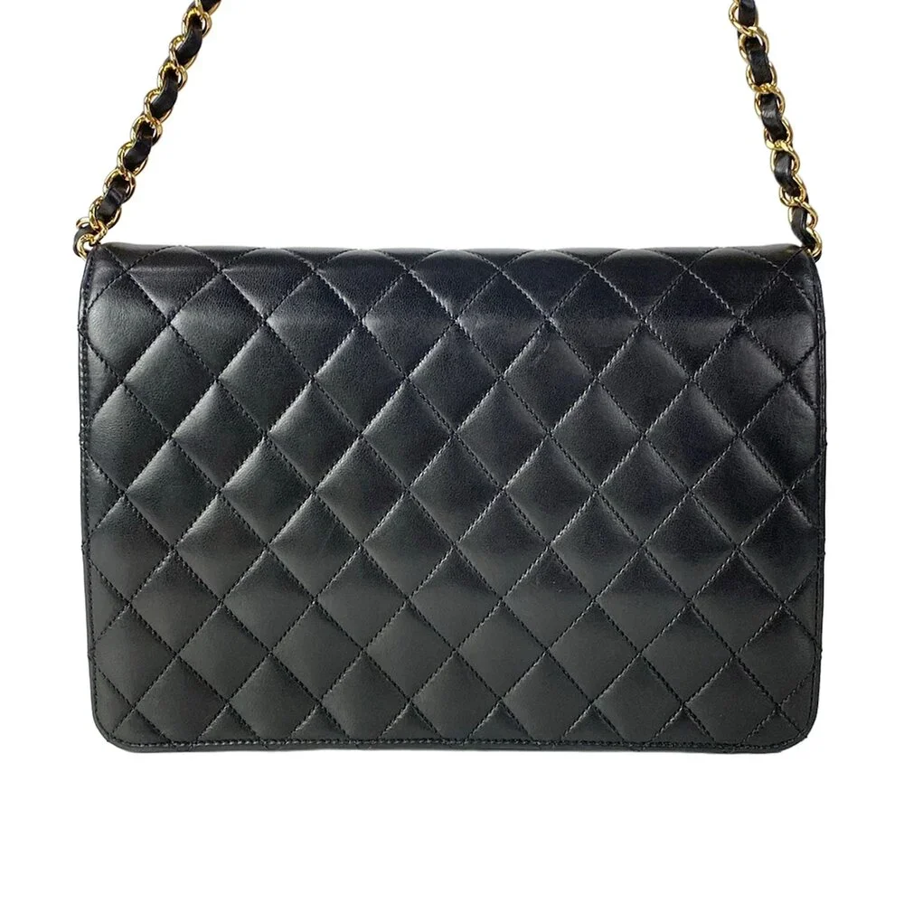 Chanel Single Flap Matelasse Shoulder Bag A03570 Black Gold Lambskin Hardware